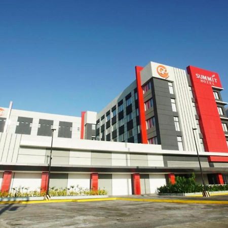 Go Hotels Plus Naga Kültér fotó