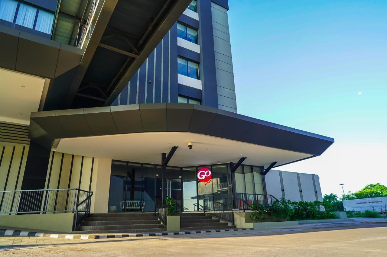 Go Hotels Plus Naga Kültér fotó